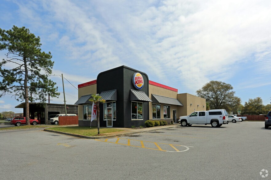 201 Mary Esther Blvd, Mary Esther, FL à vendre - Photo du bâtiment - Image 1 de 3