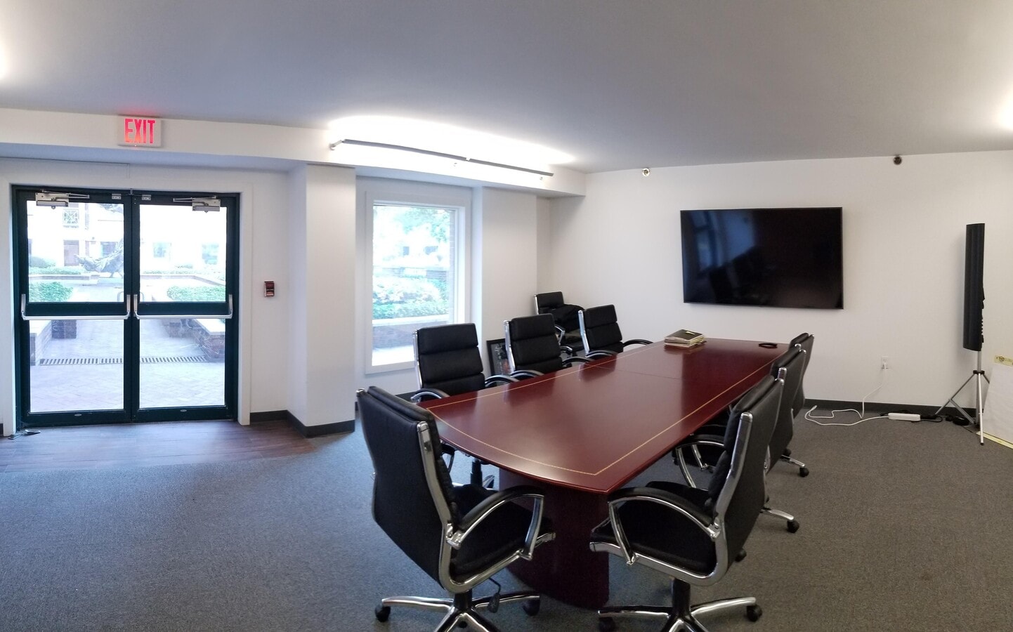 10 Rogers St, Cambridge, MA 02142 - Unit 120 - - Interior Photo - Image 1 of 31