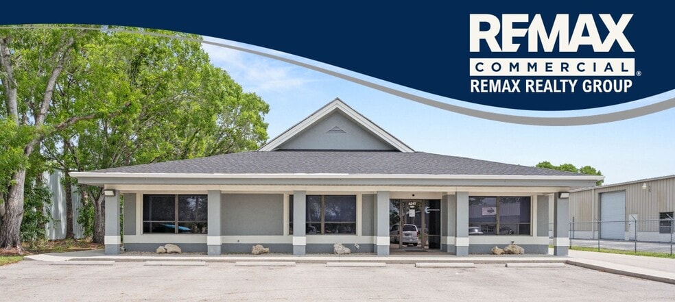 6241 Arc Way, Fort Myers, FL à vendre - Photo du bâtiment - Image 1 de 42
