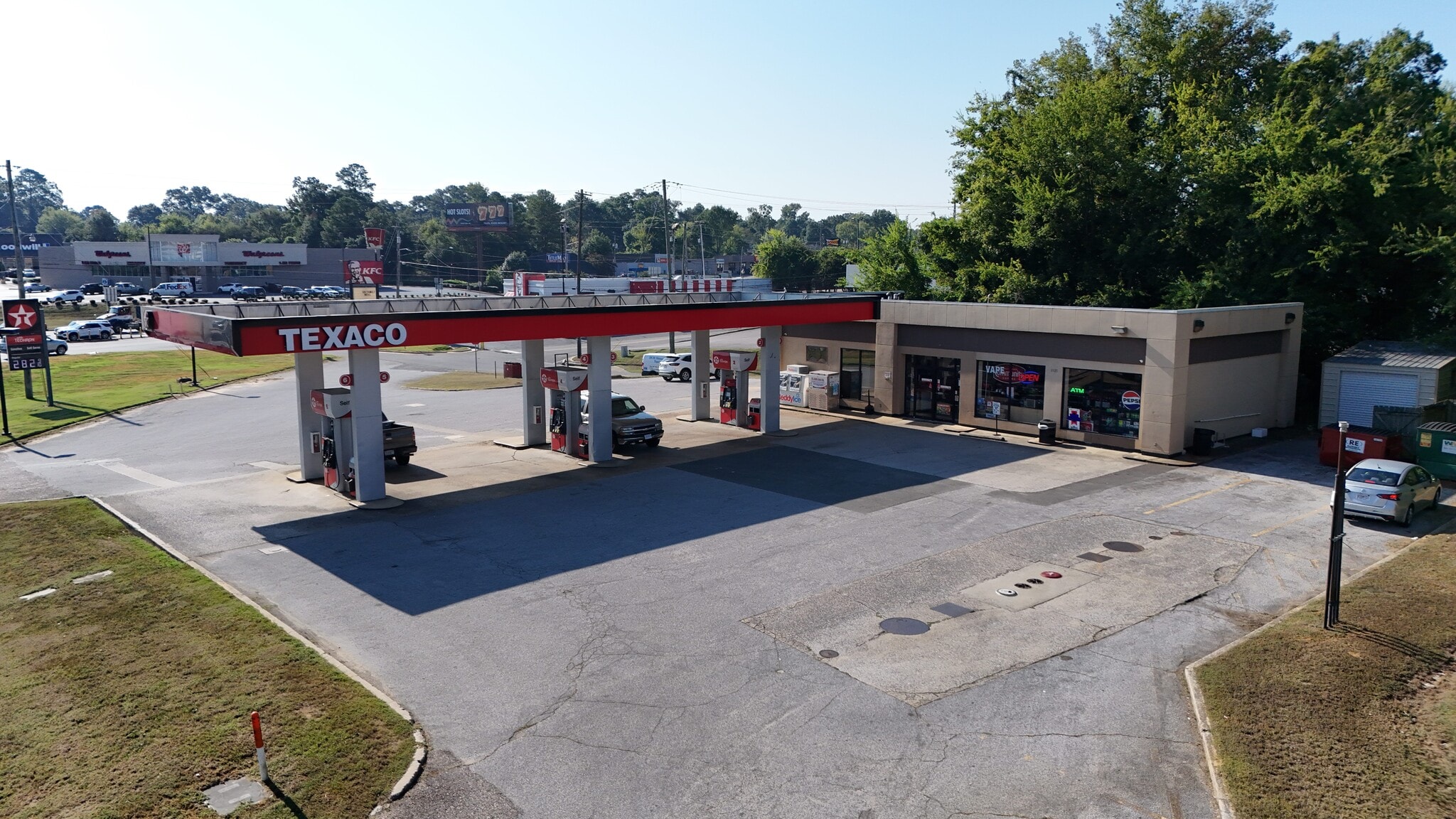 1921 McFarland Blvd, Northport, AL for sale Primary Photo- Image 1 of 2