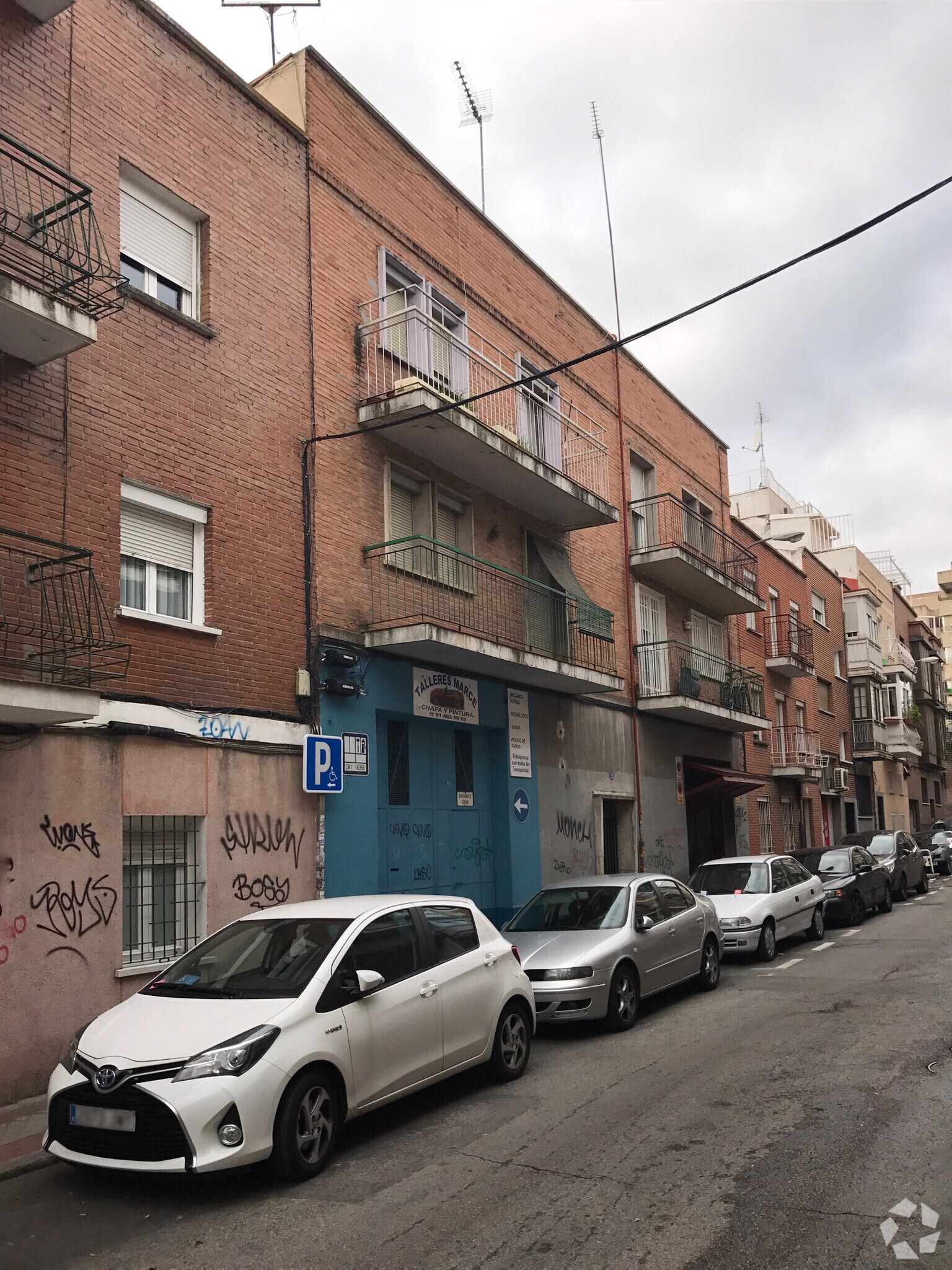 Calle de Pascual Rodríguez, 35, Madrid, Madrid for sale Primary Photo- Image 1 of 3