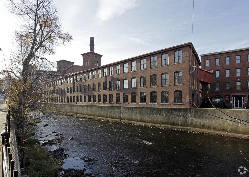 6 Mill St, Maynard, MA for lease - Building Photo - Image 3 of 3