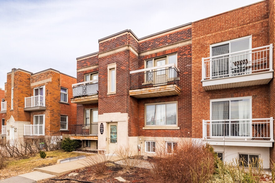 2760-2764 St Sherbrooke E, Montréal, QC for sale - Building Photo - Image 2 of 2