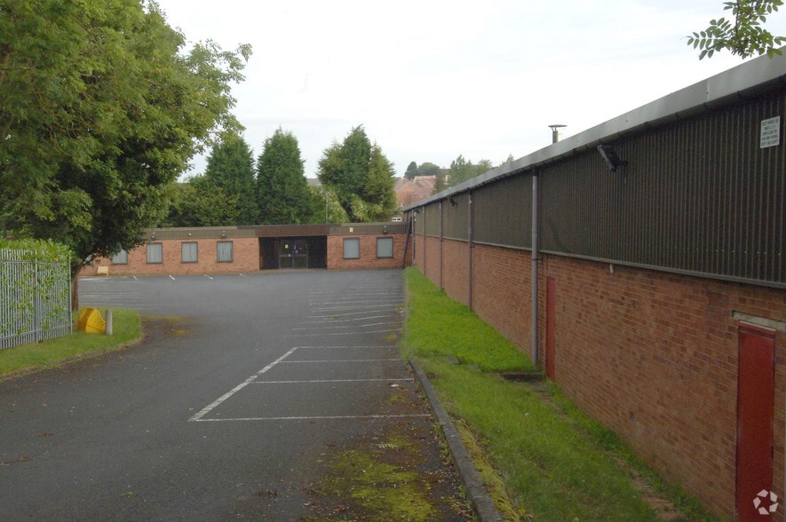 Windsor Rd, Redditch for lease - Primary Photo - Image 1 of 6