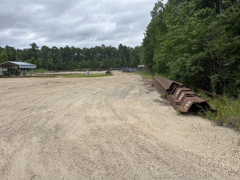 1680 South Ln, Mandeville, LA for lease - Building Photo - Image 3 of 7