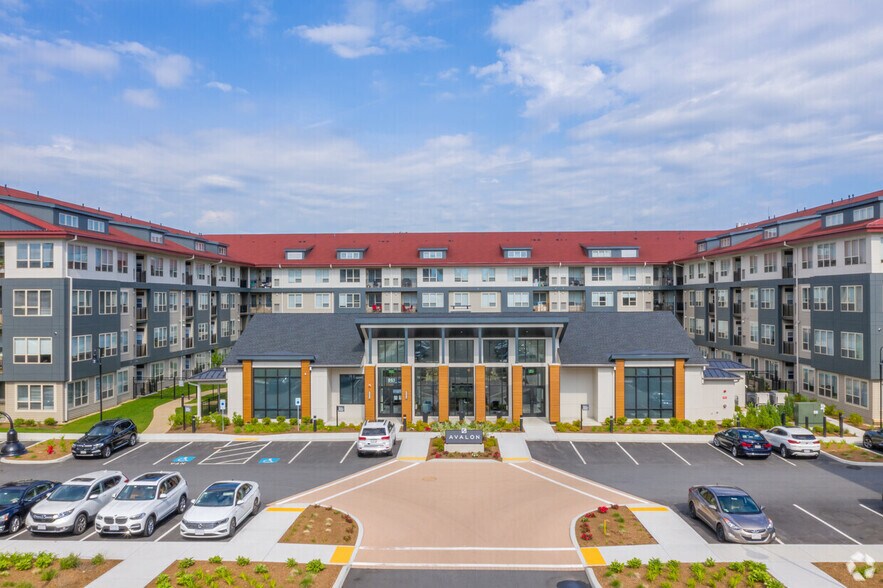 855 Broadway, Saugus, MA for lease - Primary Photo - Image 2 of 16