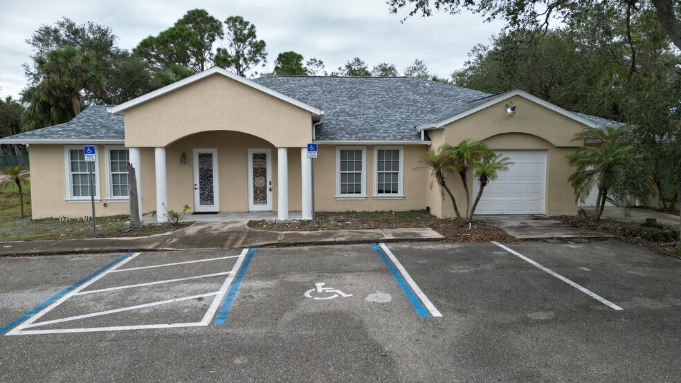 17880 Toledo Blade Blvd, Port Charlotte, FL for sale - Building Photo - Image 3 of 17