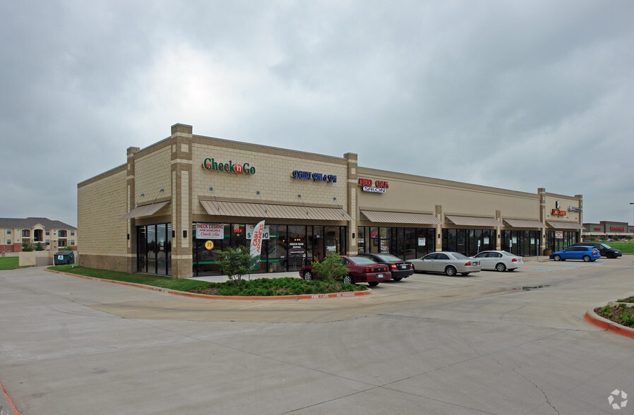 109 E Ovilla Rd, Red Oak, TX for lease - Primary Photo - Image 1 of 1