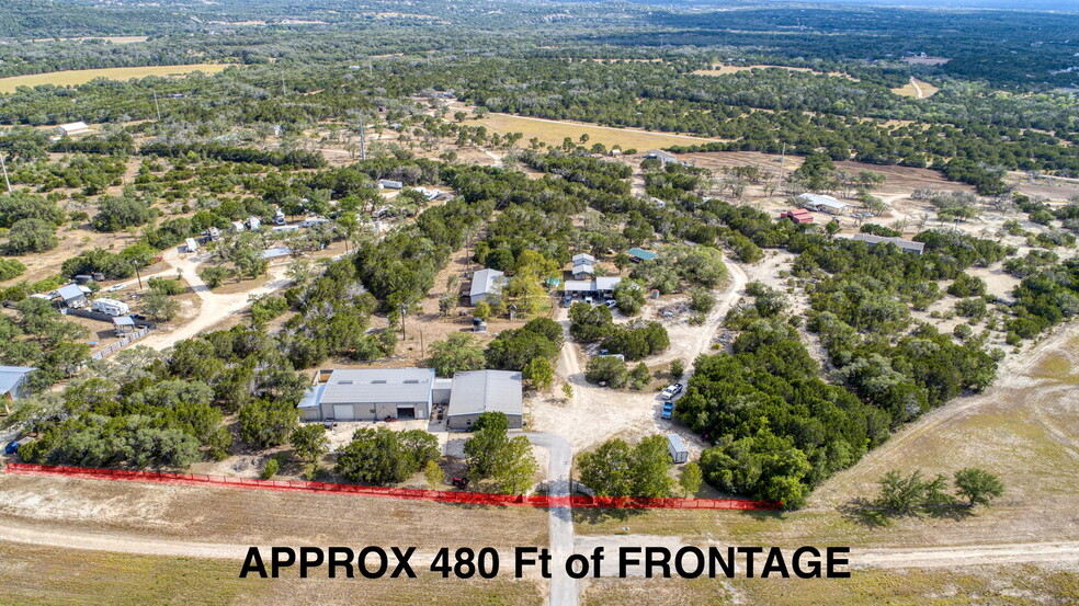 12150 Hwy 16, Pipe Creek, TX for sale - Primary Photo - Image 1 of 1