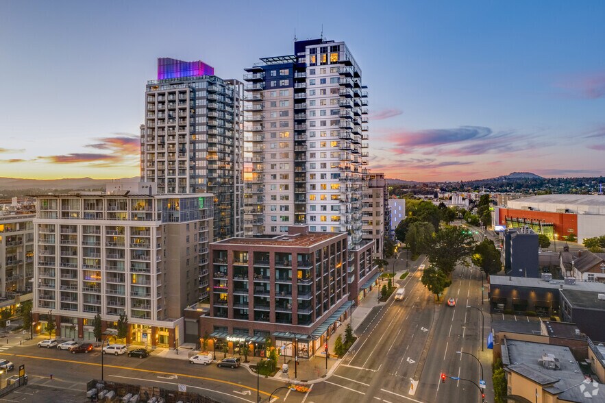 1700 Blanshard St, Victoria, BC à louer - Photo du bâtiment - Image 2 de 34