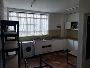 High St, Ibstock à louer Photo intérieure- Image 2 de 2