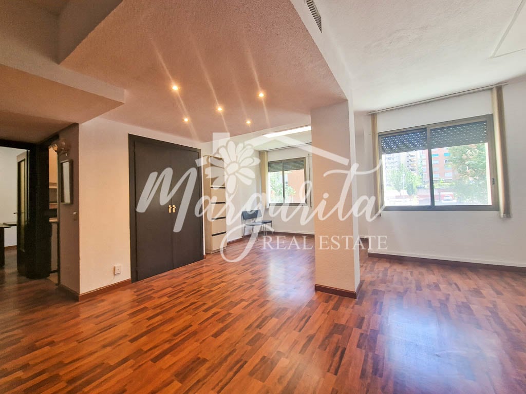 Office in Madrid, Madrid for lease Interior Photo- Image 1 of 9