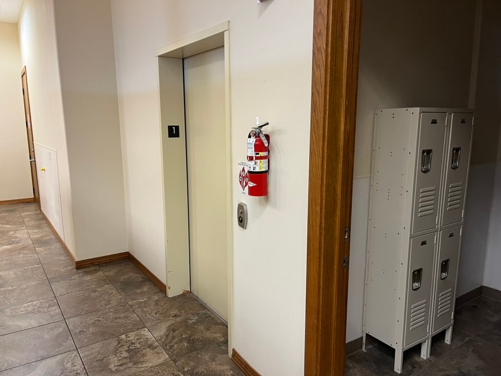 1355 Columbia Park Trl, Richland, WA for lease Interior Photo- Image 1 of 21