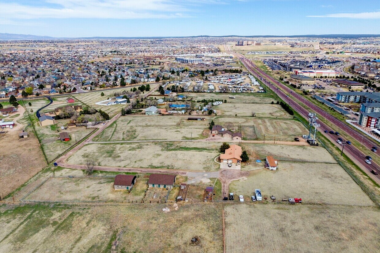 6125 Templeton Gap Rd, Colorado Springs, CO for sale Primary Photo- Image 1 of 2