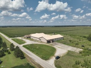 7656 E 700th Ave, Robinson, IL à louer Photo intérieure- Image 2 de 6