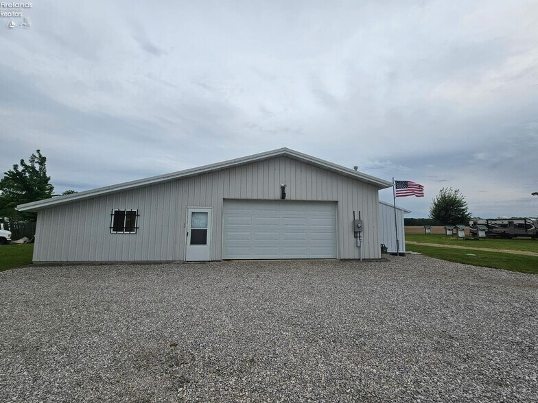 13514 OH-113, Wakeman, OH à vendre - Photo principale - Image 1 de 20