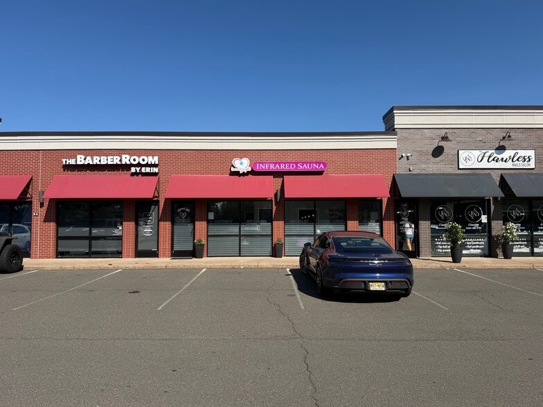 644-658 Godwin Ave, Midland Park, NJ for lease - Building Photo - Image 3 of 9