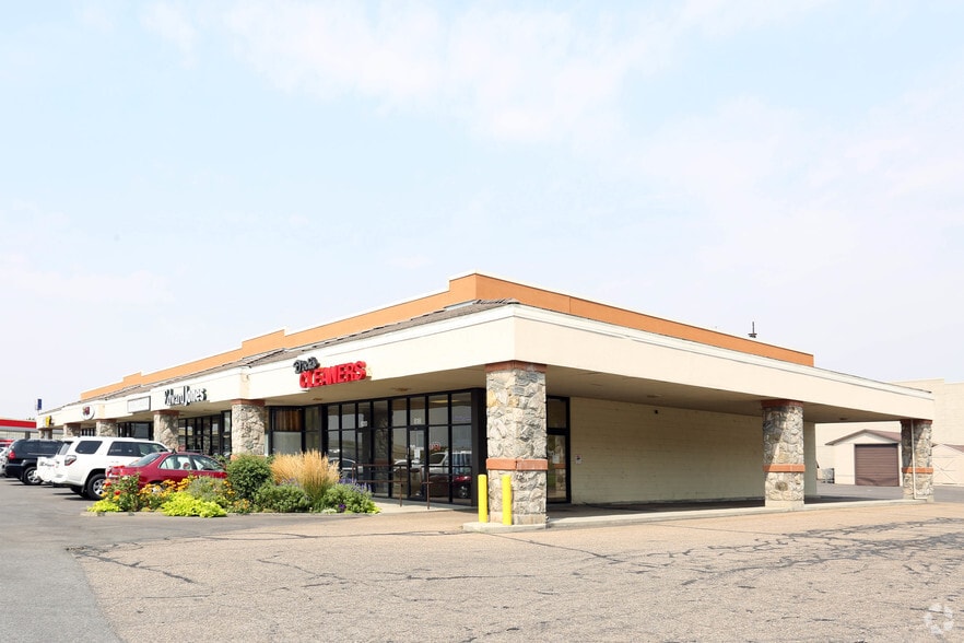 828 W Shepard Ln, Farmington, UT for lease - Building Photo - Image 3 of 8