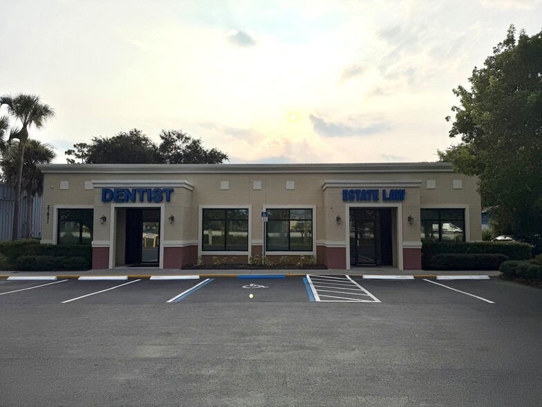 27821 S Tamiami Trl, Bonita Springs, FL for lease - Building Photo - Image 1 of 3
