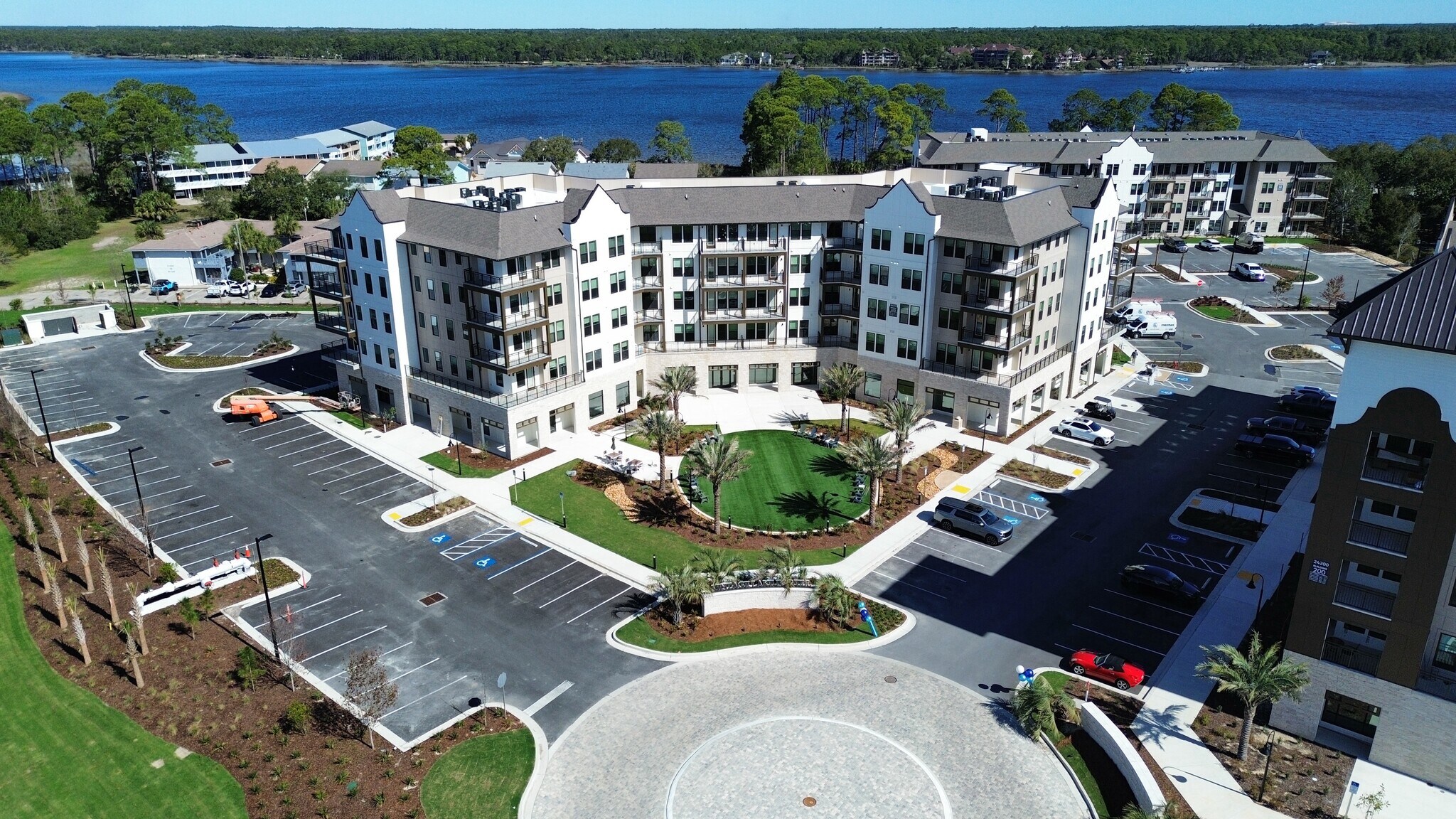 22909 Lakeview Dr, Panama City Beach, FL à louer Photo principale- Image 1 de 13