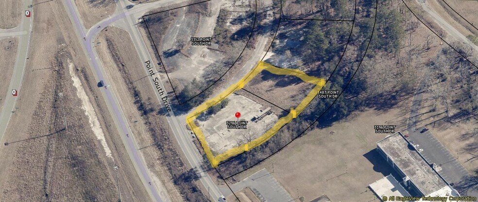 3296 Point S Dr, Yemassee, SC à vendre - Photo du bâtiment - Image 3 de 8