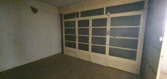 Plus de détails pour Multi-résidentiel à vendre