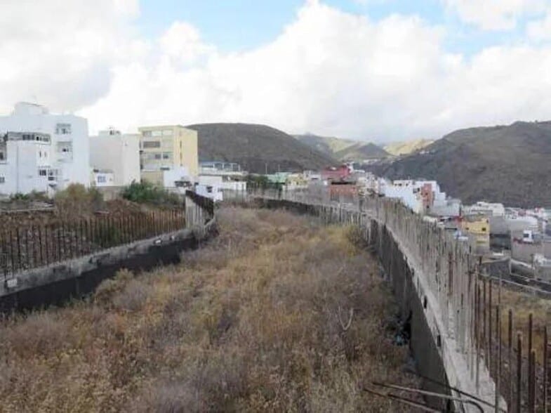 Land in San Cristóbal de La Laguna, Santa Cruz de Tenerife for sale - Construction Photo - Image 2 of 4