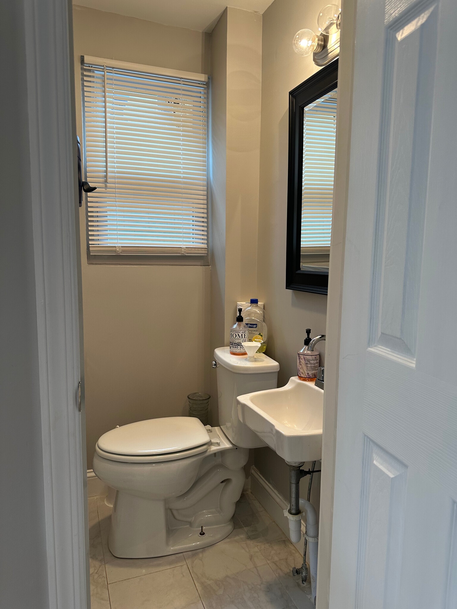 764 Middle Country Rd, Selden, NY for lease Building Photo- Image 1 of 13