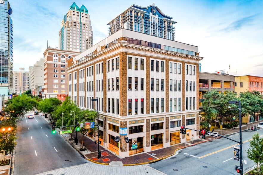 2 S Orange Ave, Orlando, FL for lease - Primary Photo - Image 2 of 6