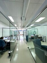 1501-1551 E Commercial Blvd, Oakland Park, FL for lease Interior Photo- Image 1 of 5