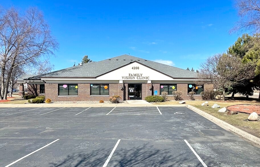 4200 Egan Dr, Savage, MN for sale - Building Photo - Image 2 of 16