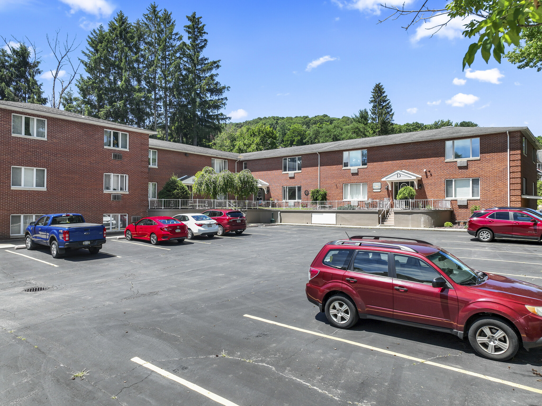 1501 Elk St, Franklin, PA for sale Primary Photo- Image 1 of 12