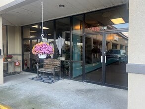 1030-1068 Upper Valley Pike, Springfield, OH for lease Interior Photo- Image 1 of 6