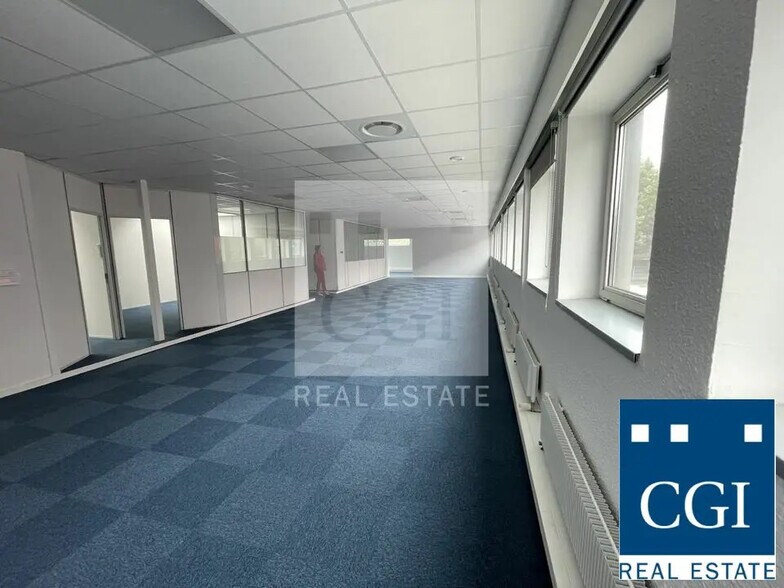 Office in Échirolles for lease - Building Photo - Image 1 of 4
