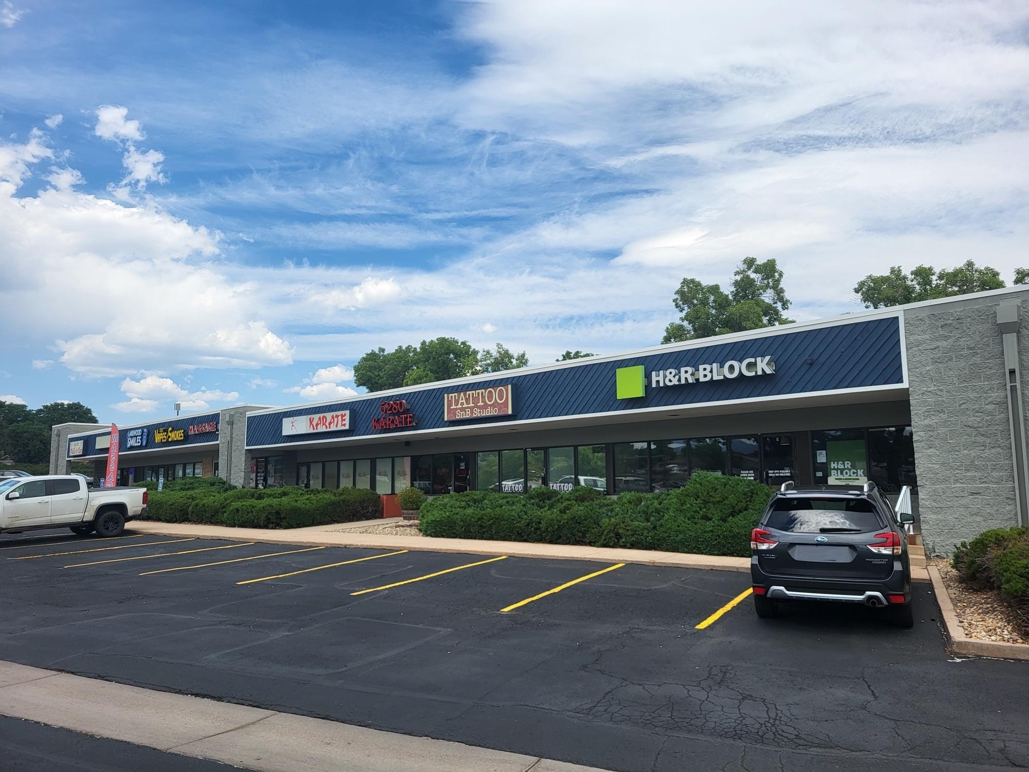 10815 W Jewell Ave, Lakewood, CO for lease Primary Photo- Image 1 of 6