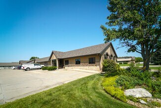 Plus de détails pour 3032 W Stolley Park Rd, Grand Island, NE - Bureau à louer