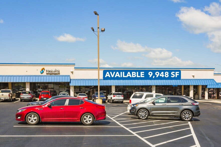 900 Conference Dr, Goodlettsville, TN à louer - Photo du bâtiment - Image 3 de 8