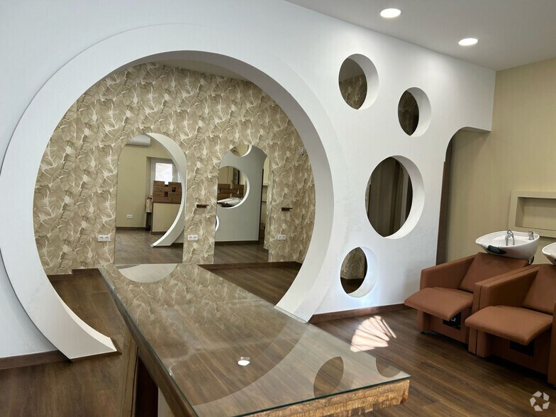 Retail in Ávila, Ávila for lease - Interior Photo - Image 1 of 1