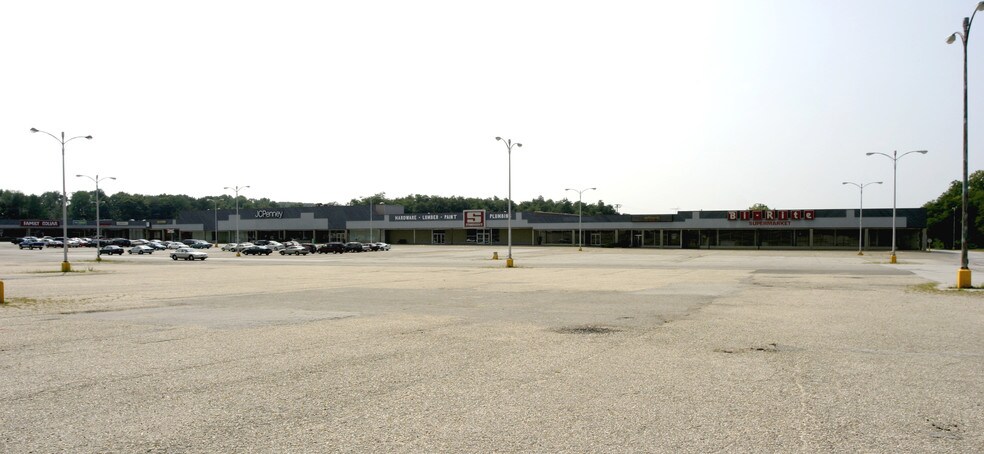 1500-1540 Canton Rd, Akron, OH à vendre - Autre - Image 3 de 44