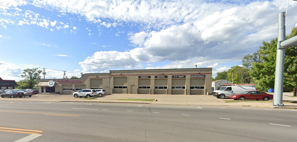 921 Winchester Rd, Lexington, KY for sale - Building Photo - Image 2 of 6