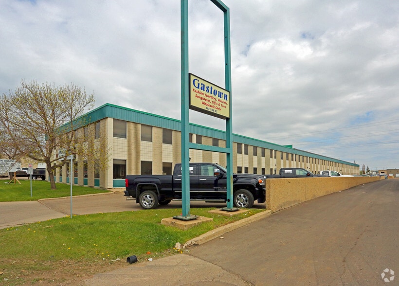 4133-4161 98th St NW, Edmonton, AB for lease - Building Photo - Image 2 of 9