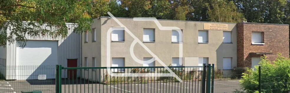 Bureau dans Bondoufle à louer - Photo du bâtiment - Image 2 de 2