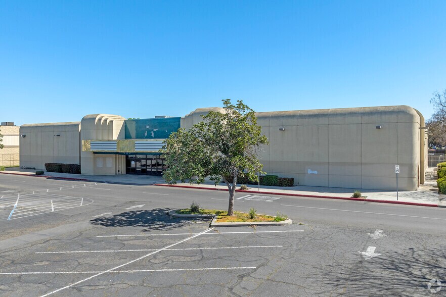 645 Fairfield Dr, Merced, CA à louer - Photo du bâtiment - Image 2 de 20