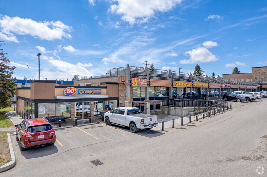 9919 Fairmount Dr SE, Calgary, AB à louer - Photo du bâtiment - Image 3 de 7