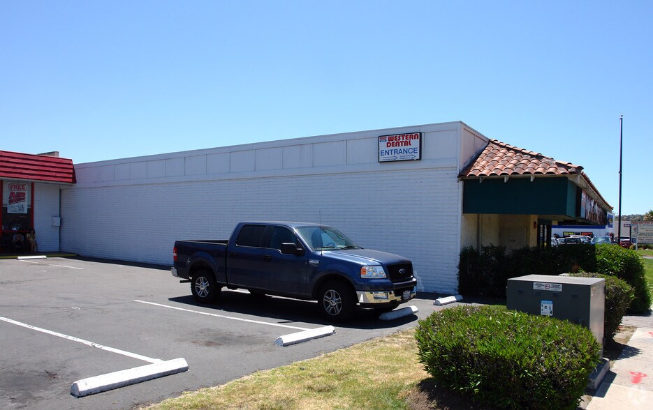 12621-12649 Poway Rd, Poway, CA for lease - Building Photo - Image 2 of 6
