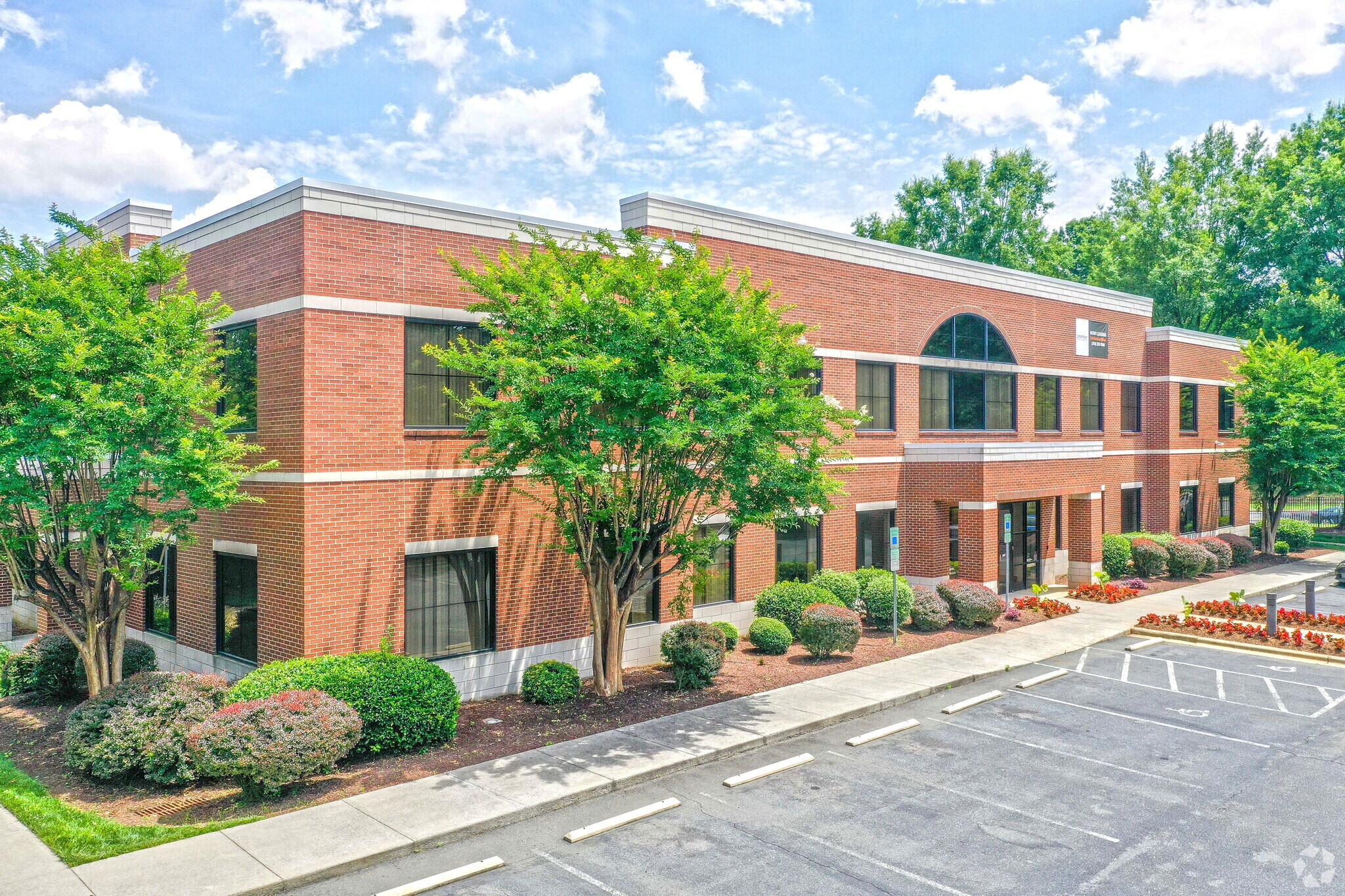 6047 Tyvola Glen Cir, Charlotte, NC for lease Building Photo- Image 1 of 5
