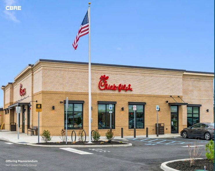 5163 Sunrise Hwy, Bohemia, NY for sale - Building Photo - Image 3 of 11