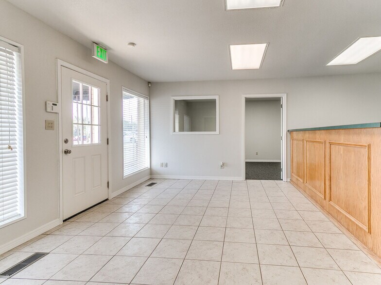 4705 E Highway 37, Tuttle, OK à vendre - Photo du bâtiment - Image 2 de 37