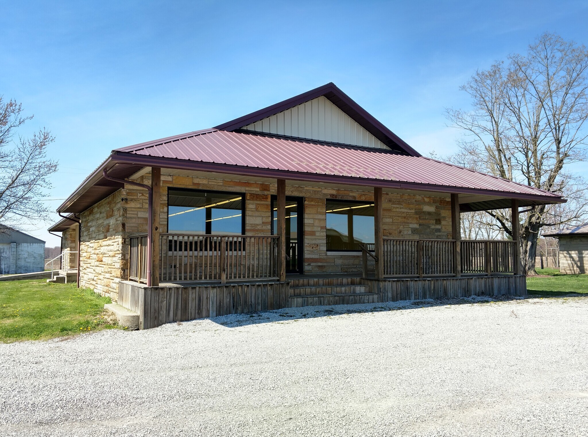 4492 S US Highway 421, Versailles, IN for sale Primary Photo- Image 1 of 1