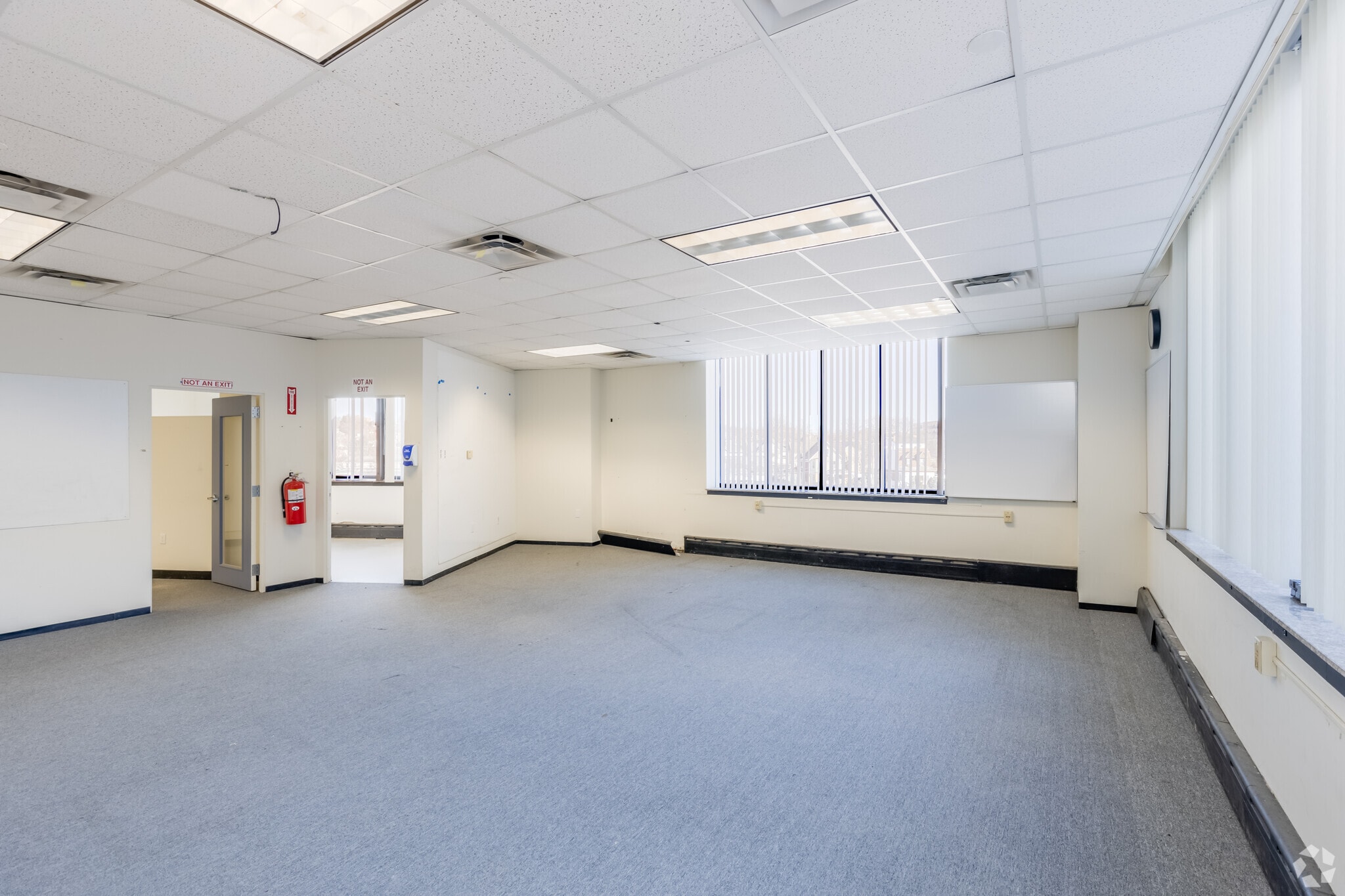 5001 Baum Blvd, Pittsburgh, PA for lease Interior Photo- Image 1 of 3